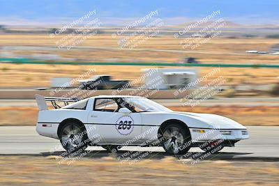 media/Dec-28-2024-Extreme Speed (Sat) [[dd5bc3b342]]/Red Group/Session 3 (Turns 11 and 12)/